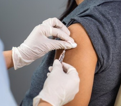 La protezione dal Covid-19 aumenta enormemente dopo la seconda dose di vaccino